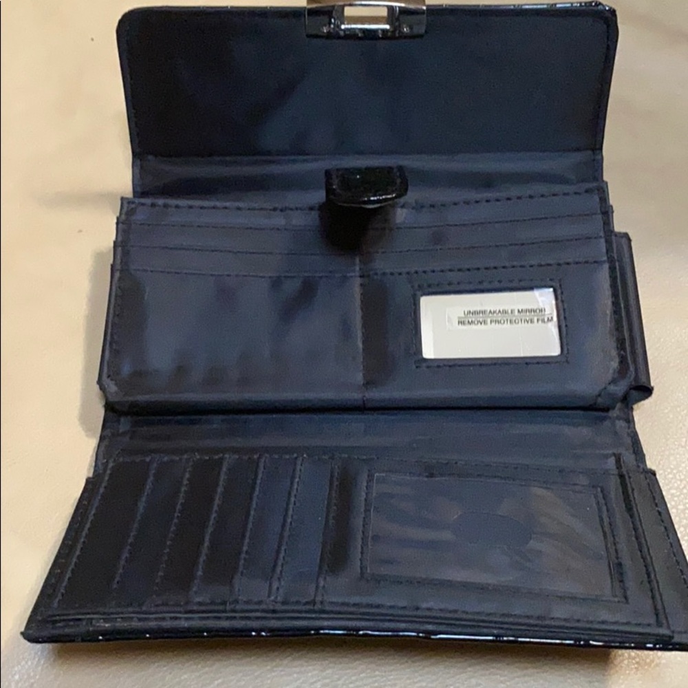 Wallet - Picture 4 of 4